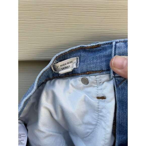 Madewell Women’s Size 29 High-Rise 9” Distressed Skinny Jeans Raw Hem - Picture 6 of 8